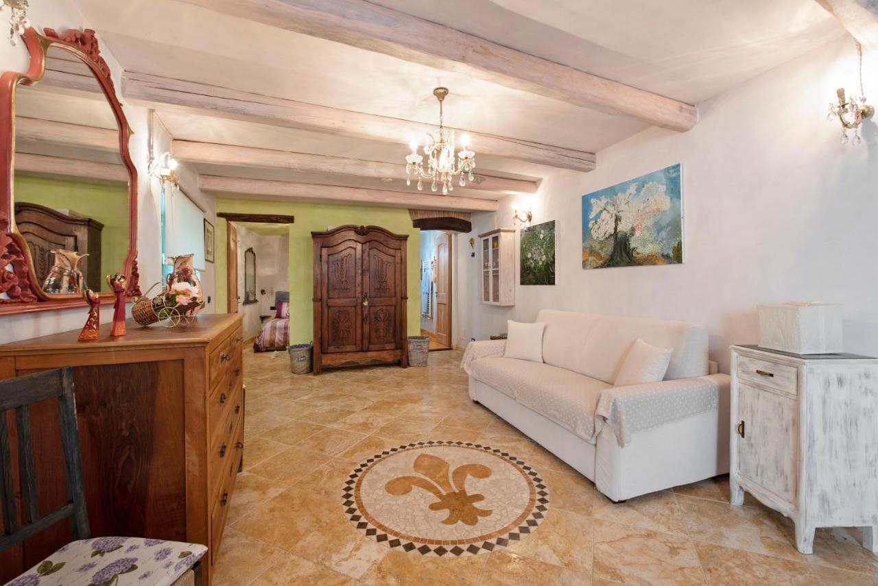Casa Gocce Di Cristallo Варацце Экстерьер фото